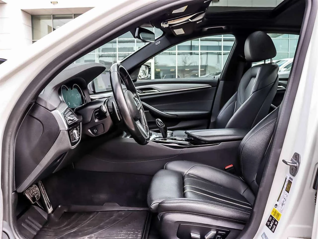 BMW 540 xDrive BMW Представителство  CARFAX, снимка 7 - Автомобили и джипове - 54039598