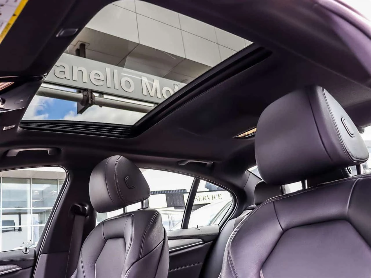 BMW 540 xDrive BMW Представителство  CARFAX, снимка 14 - Автомобили и джипове - 54039598