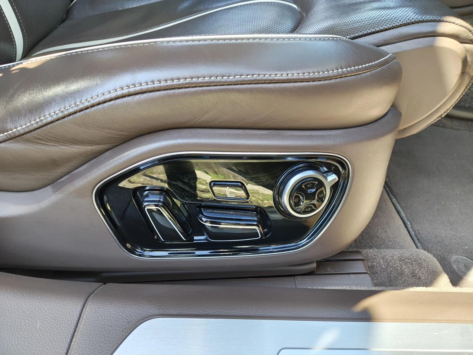 Audi A8 0898544466  4.2сс 385кс Facelift Бартер Full , снимка 8 - Автомобили и джипове - 54101970