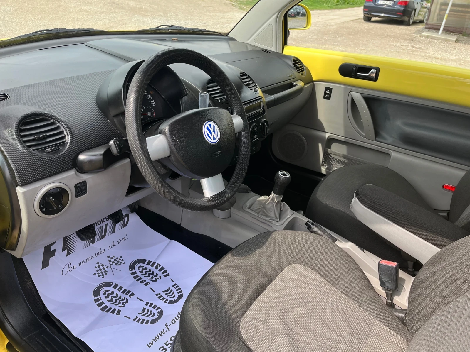 VW Beetle 2.0i-115-ITALIA, снимка 11 - Автомобили и джипове - 54261677