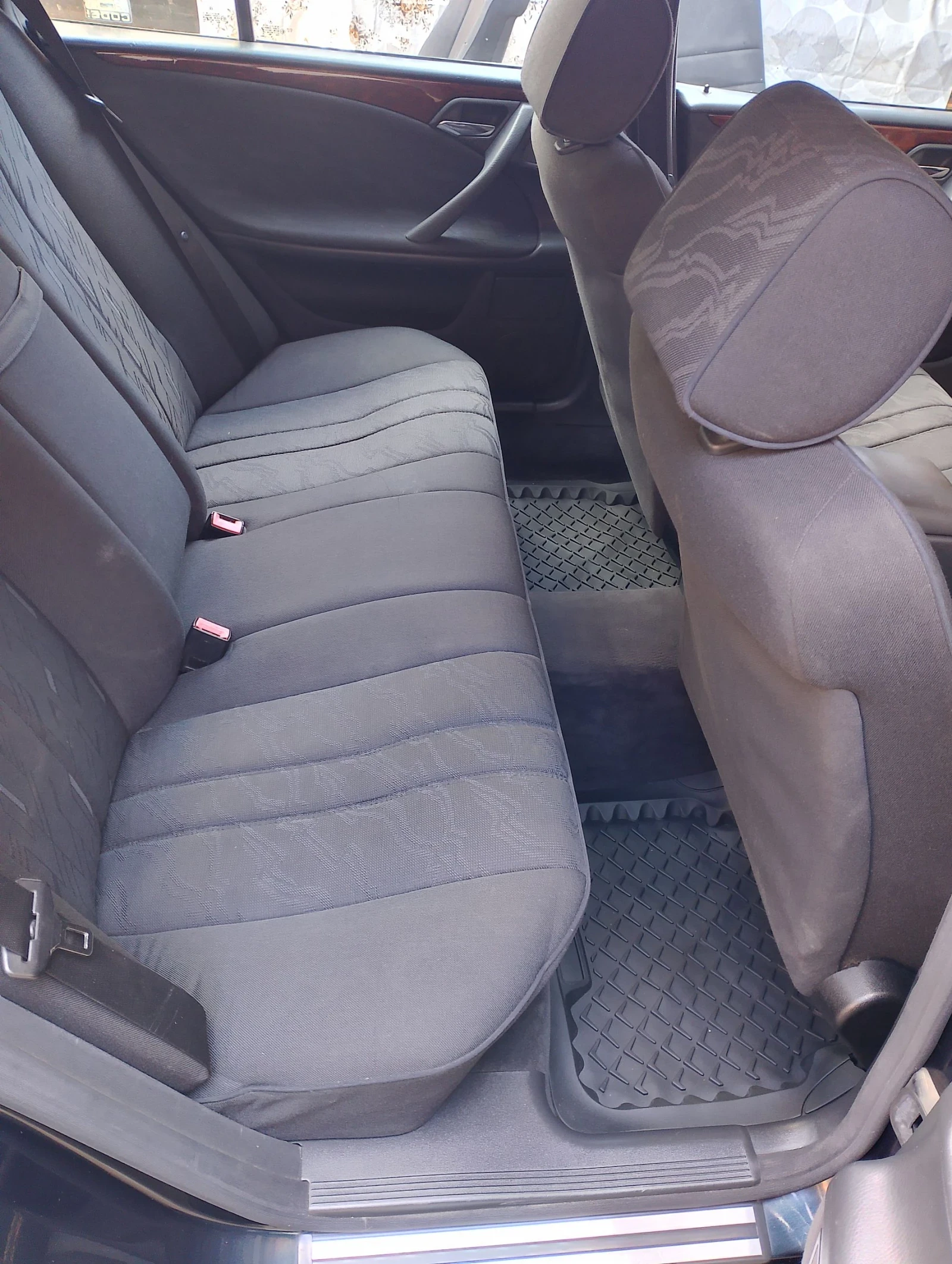 Mercedes-Benz E 220 cdi ! facelift ! 6 ск ! , снимка 10 - Автомобили и джипове - 54310046