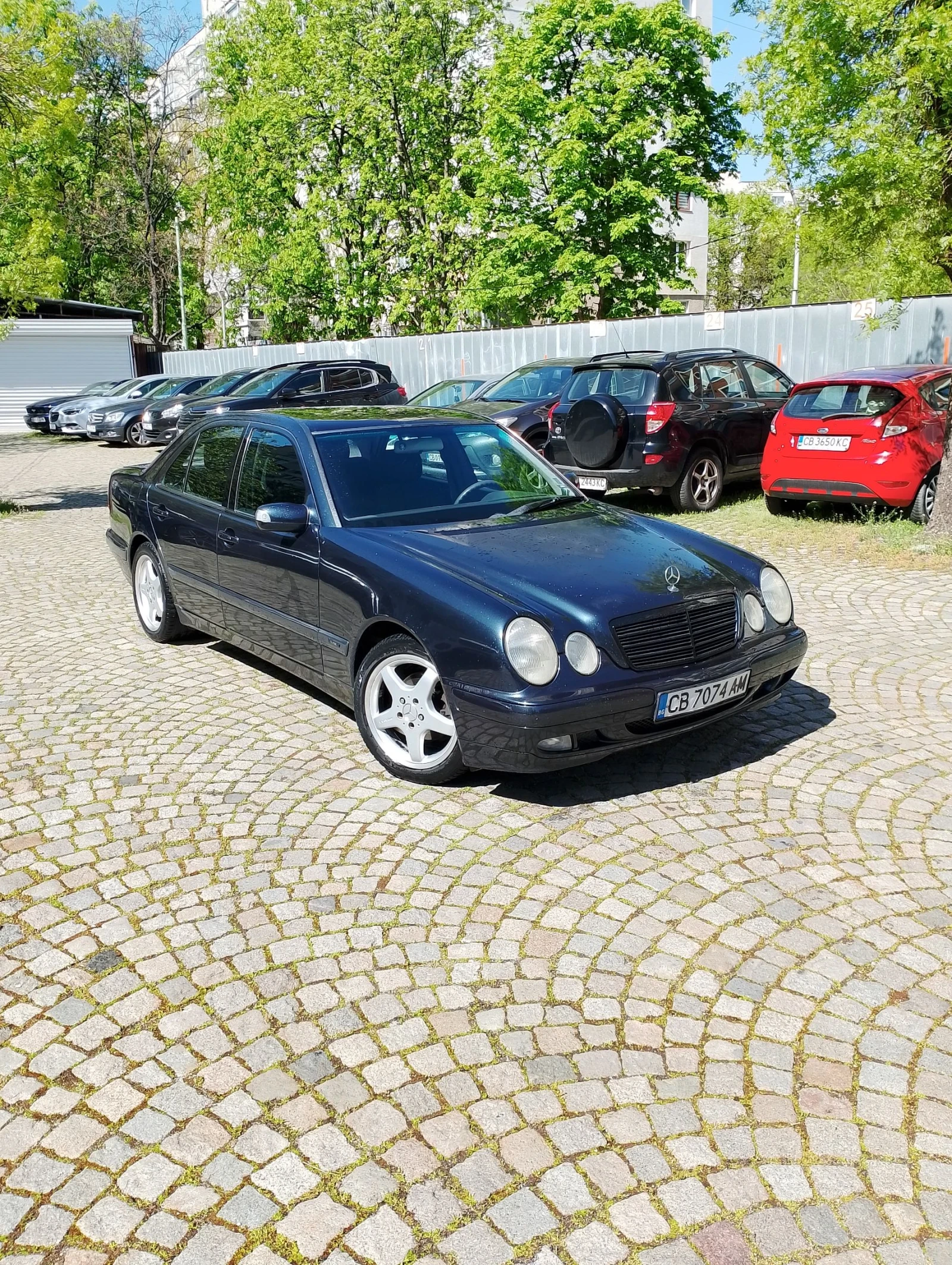 Mercedes-Benz E 220 cdi ! facelift ! 6 ск ! 