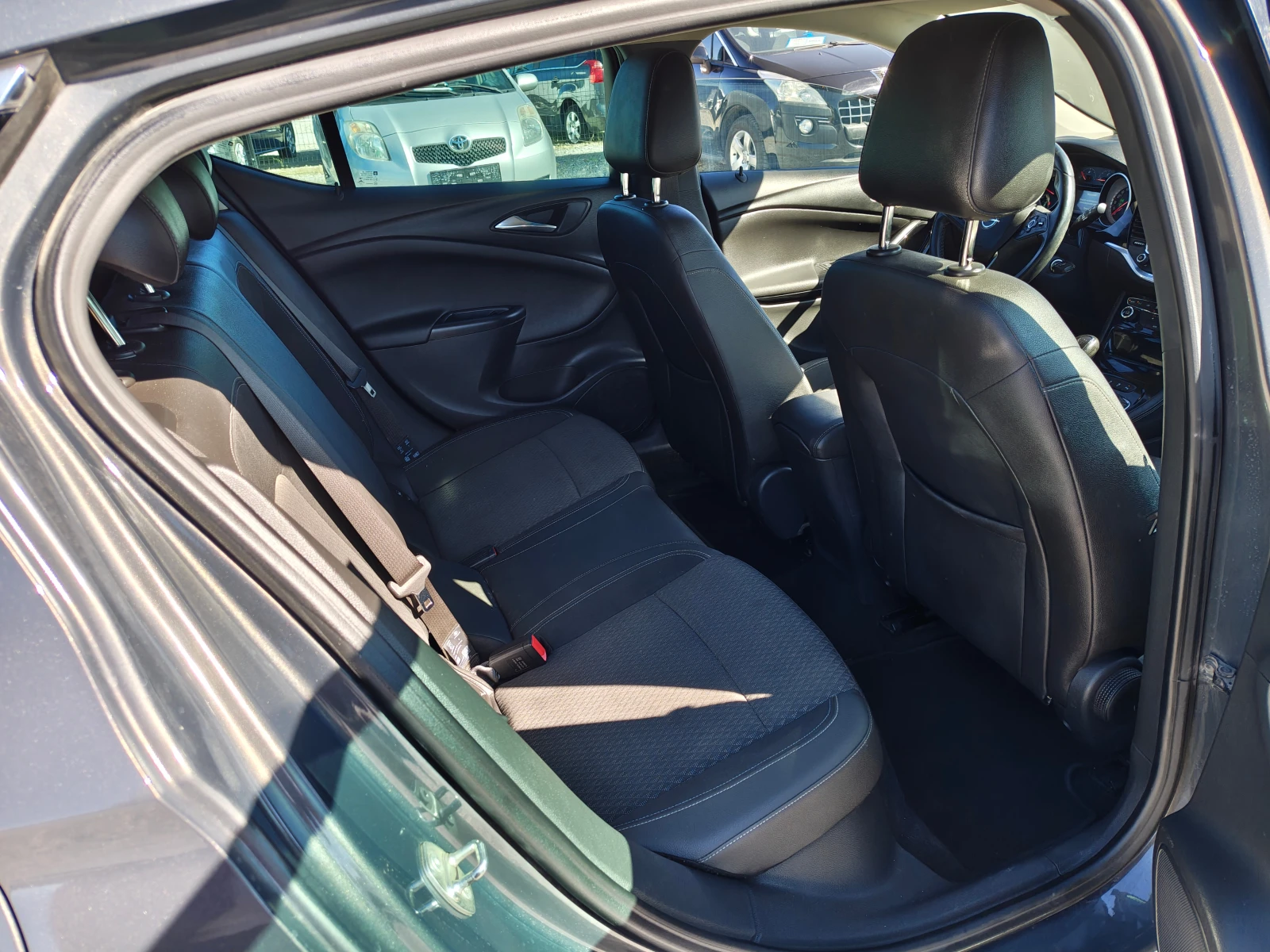 Opel Astra 1.6  D | Mobile.bg � ����������� 12