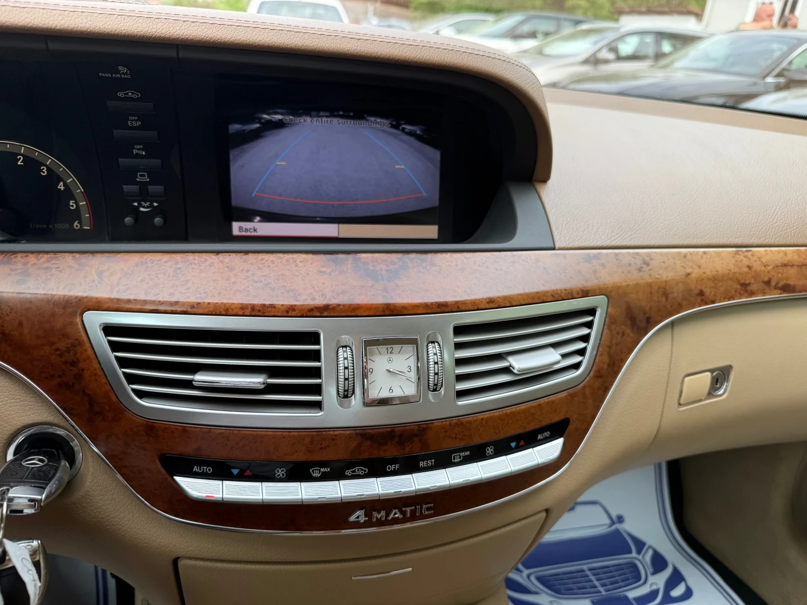 Mercedes-Benz S 320 4MATIC - Вакум - Въздух, снимка 16 - Автомобили и джипове - 54455715