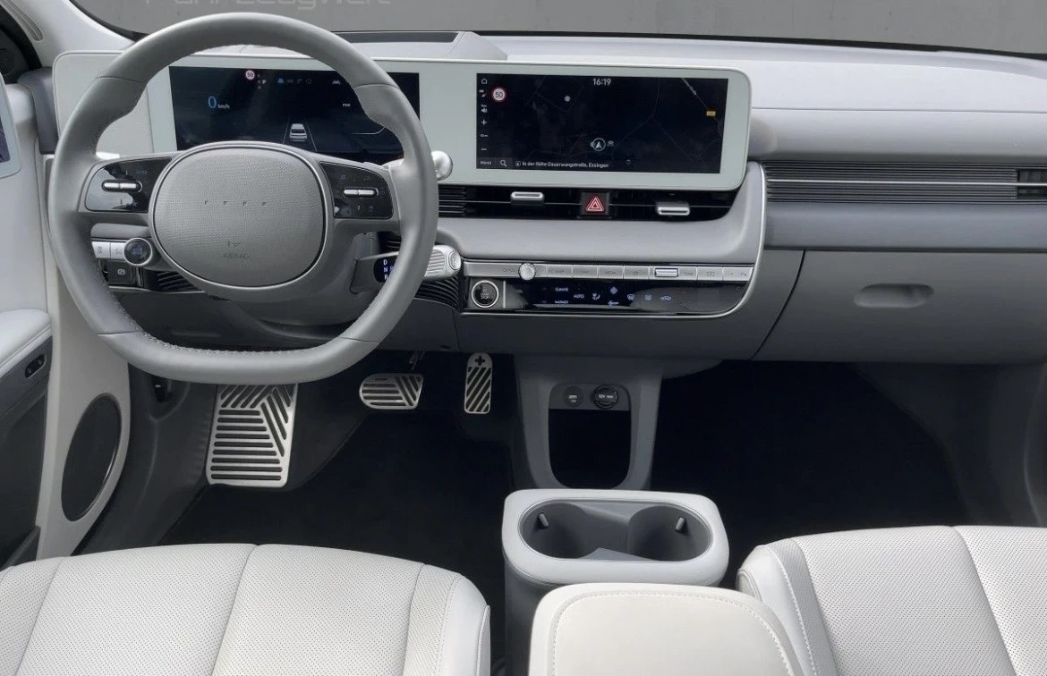 Hyundai Ioniq 5 * UNIQ* 77.4KW* 325H.P.* AWD* ГАРАНЦИЯ, снимка 5 - Автомобили и джипове - 54623329