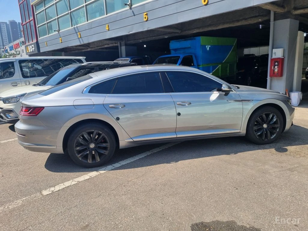 VW Arteon 2.0 TDI Prestige* 360 CAM* ПОДГРЕВ* ОБДУХВАНЕ* , снимка 4 - Автомобили и джипове - 54827802