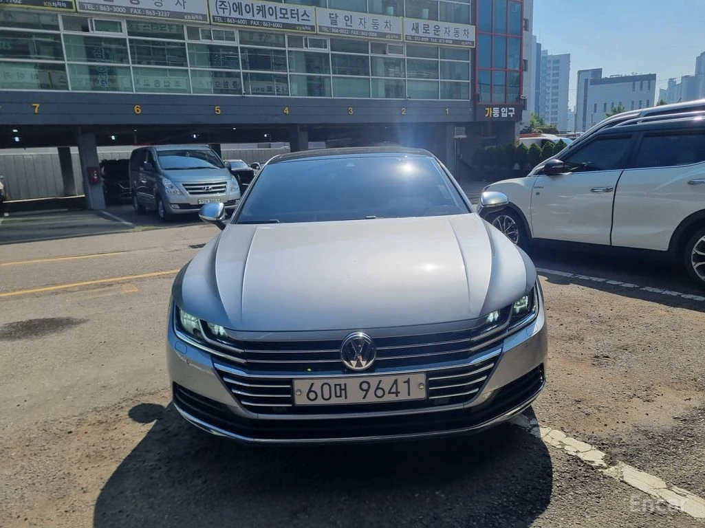 VW Arteon 2.0 TDI Prestige* 360 CAM* ПОДГРЕВ* ОБДУХВАНЕ* , снимка 2 - Автомобили и джипове - 54827802