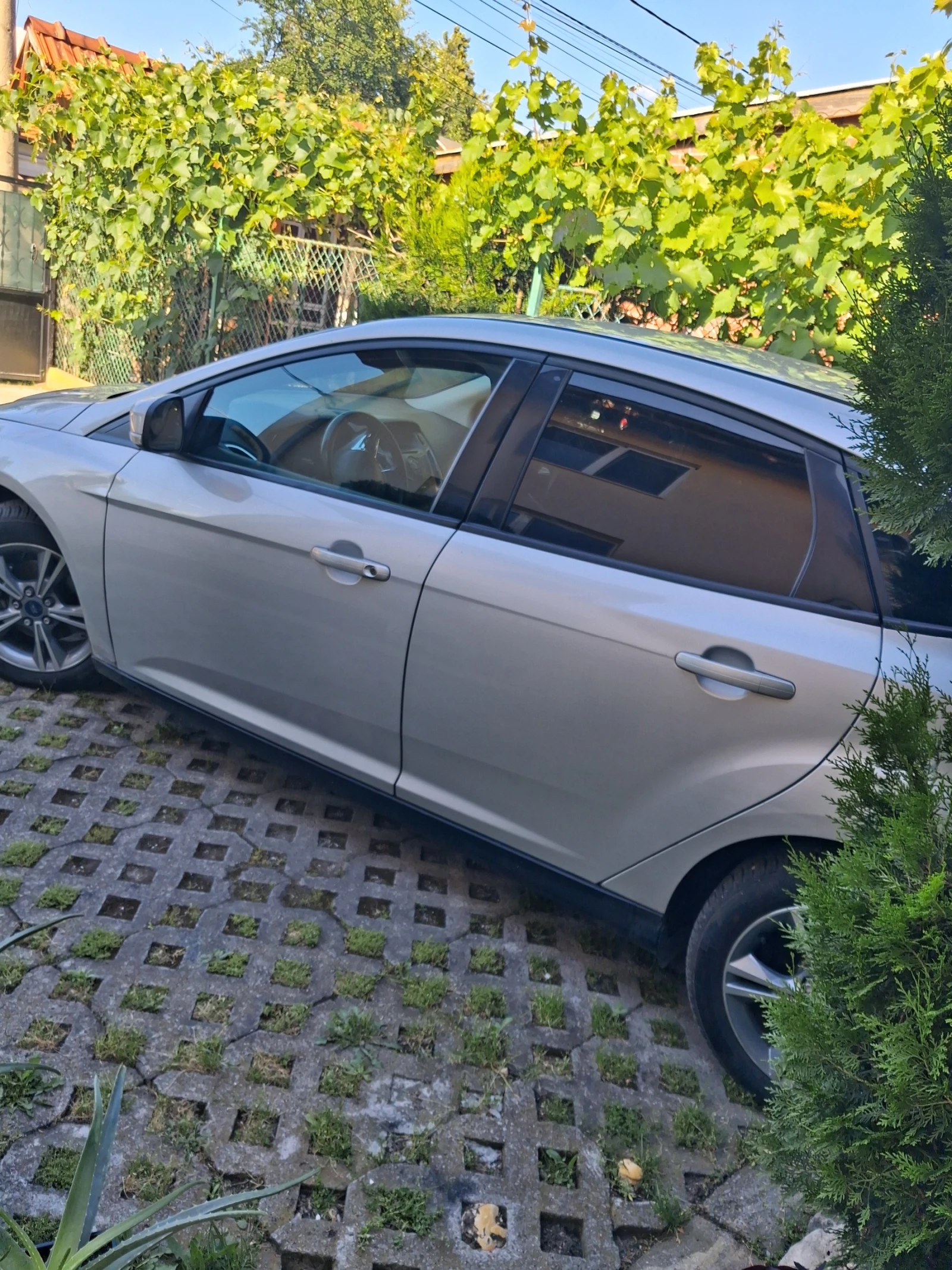 Ford Focus Хечбек , снимка 2 - Автомобили и джипове - 54904664