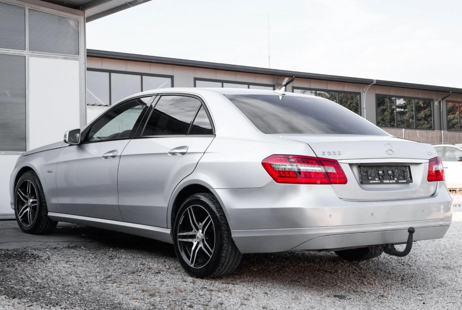 Mercedes-Benz E 220 2.2cdi170 Avtomat , снимка 6 - Автомобили и джипове - 55005214