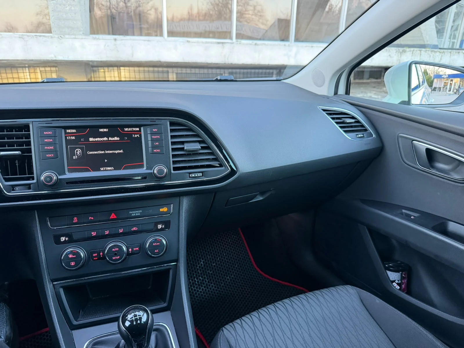 Seat Leon TGI, снимка 2 - Автомобили и джипове - 55692411