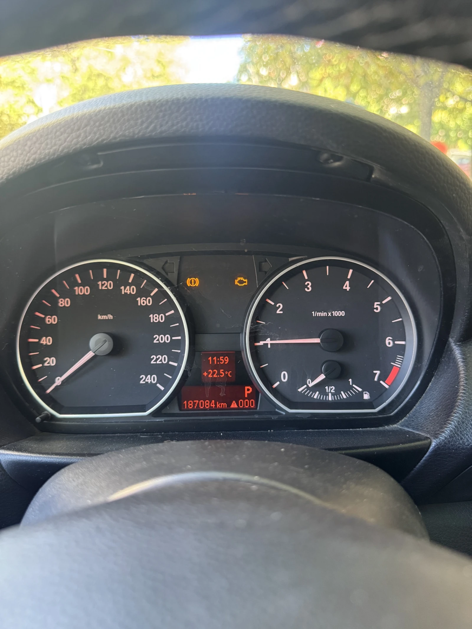 BMW 116, снимка 6 - Автомобили и джипове - 56001642