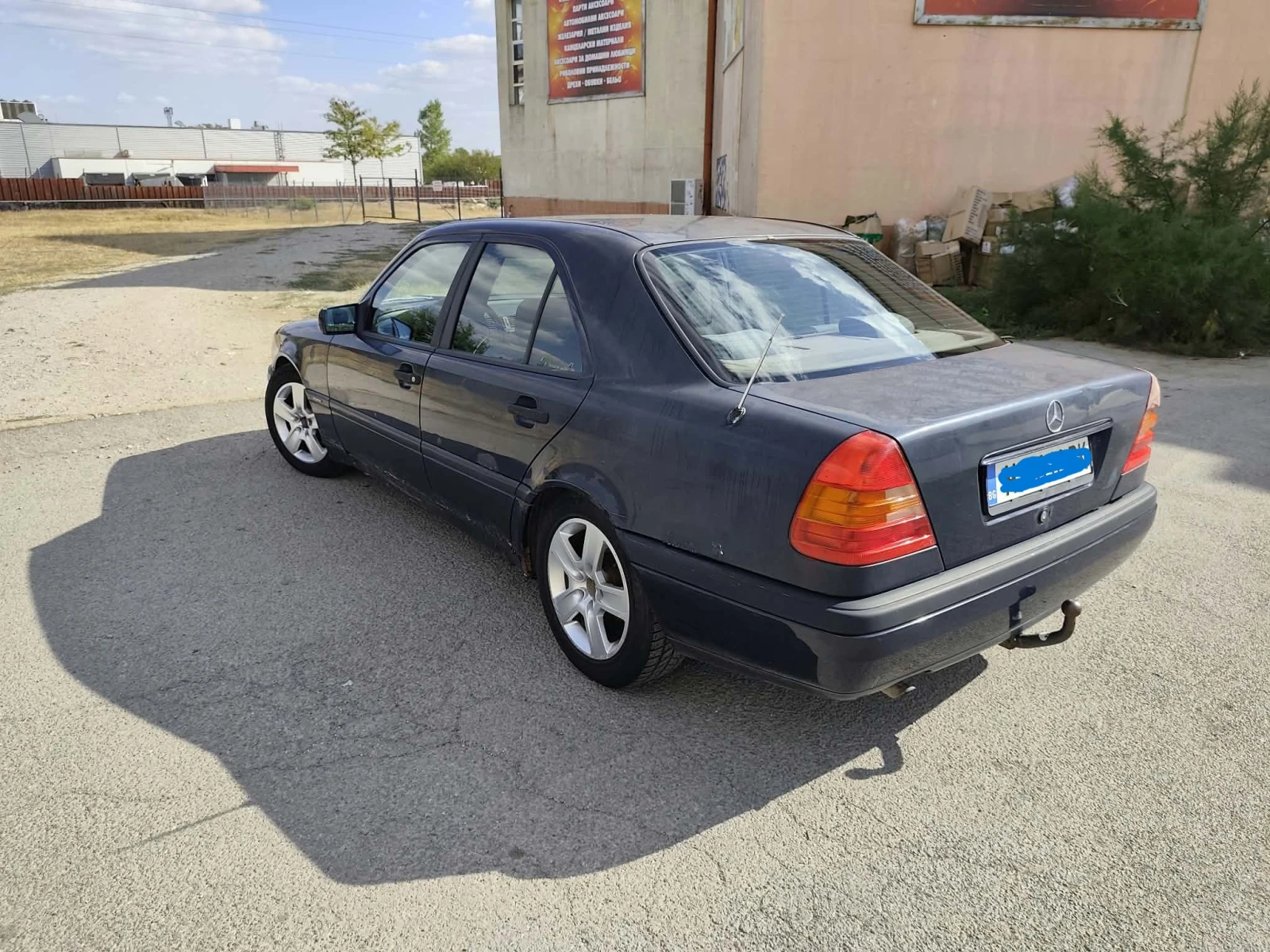 Mercedes-Benz C 180, снимка 11 - Автомобили и джипове - 56350998