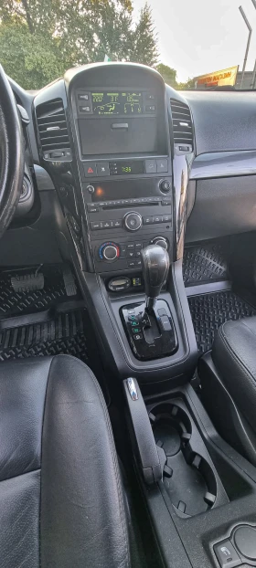 Chevrolet Captiva 3.2 V6 4x4 АГУ 7 места, снимка 10