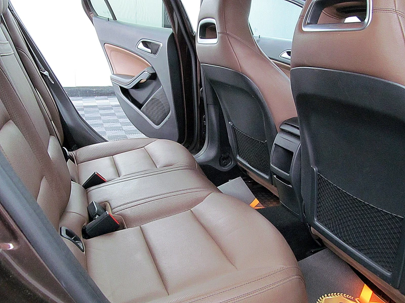 Mercedes-Benz GLA 220 4-MATIC/PODGREV/GERMANY/START STOP/СОБСТВЕН ЛИЗИНГ, снимка 11 - Автомобили и джипове - 51519185