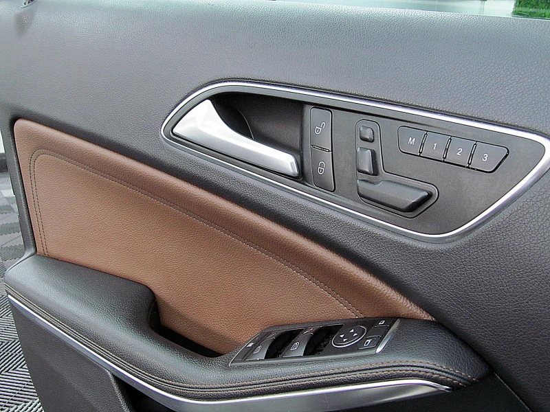 Mercedes-Benz GLA 220 4-MATIC/PODGREV/GERMANY/START STOP/СОБСТВЕН ЛИЗИНГ, снимка 9 - Автомобили и джипове - 51519185