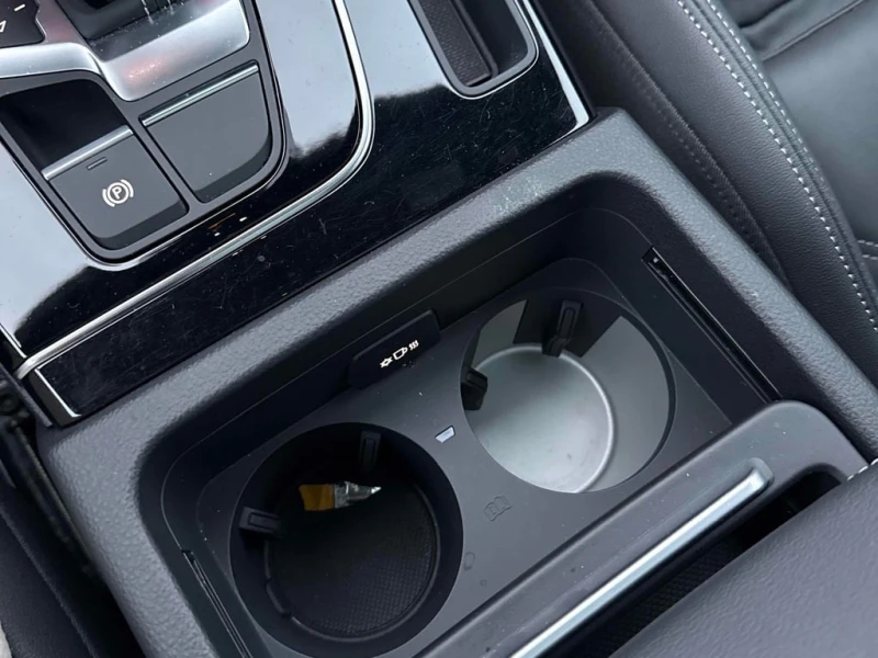 Audi Q5 * Technik * CARFAX * БЕЗ ПЪРВОНАЧАЛНА ВНОСКА, снимка 10 - Автомобили и джипове - 52677658