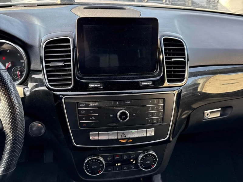 Mercedes-Benz GLE * 350d * CARFAX * БЕЗ ПЪРВОНАЧАЛНА ВНОСКА, снимка 9 - Автомобили и джипове - 52894575