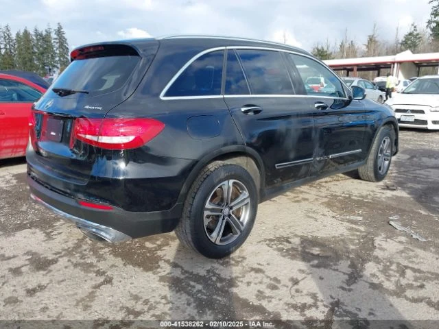 Mercedes-Benz GLC 300 2017 MERCEDES-BENZ GLC 300 4MATIC - изображение 4