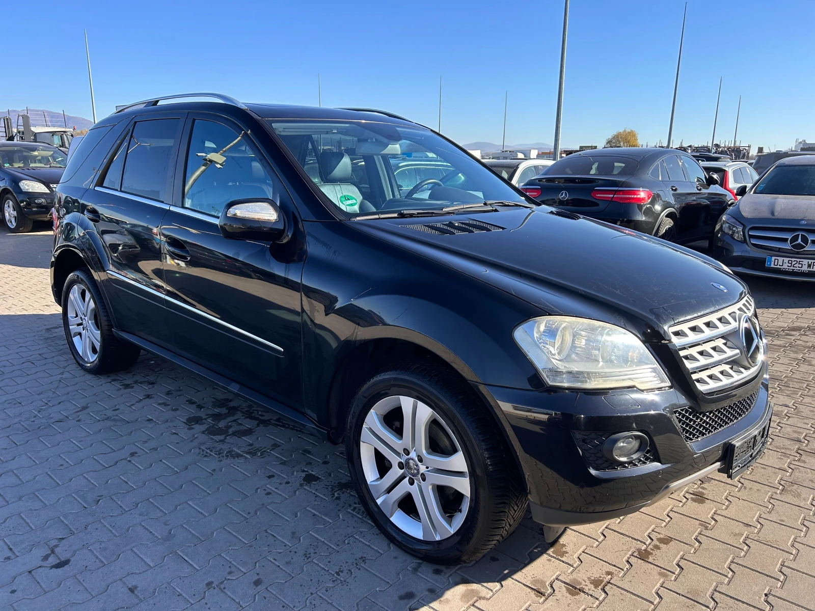 Mercedes-Benz ML 350 CDI 4MATIC/NAVI/KOJA  - изображение 4