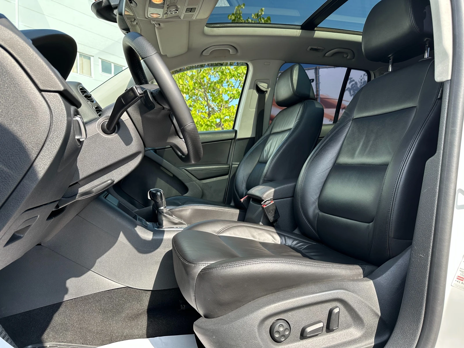 VW Tiguan R line 2.0i 200 к.с. Газ/бензин - изображение 8