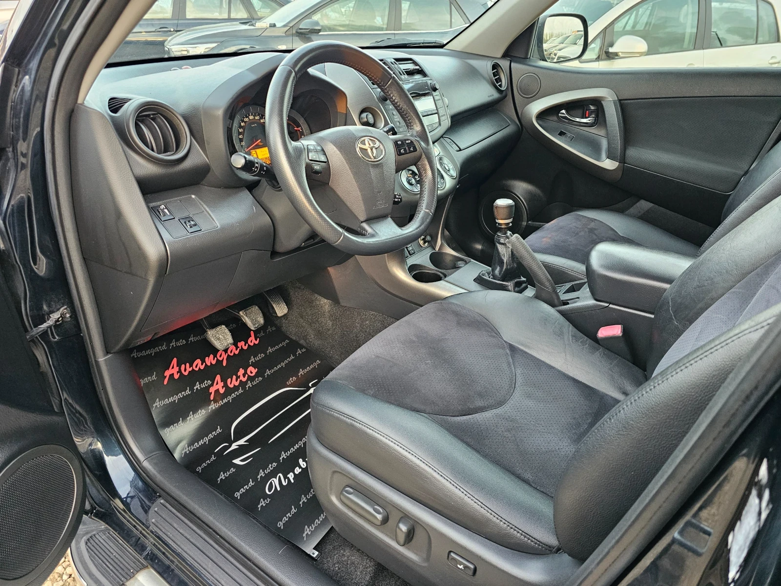 Toyota Rav4 2.2D-4D, 150к.с., 4х4  - изображение 8