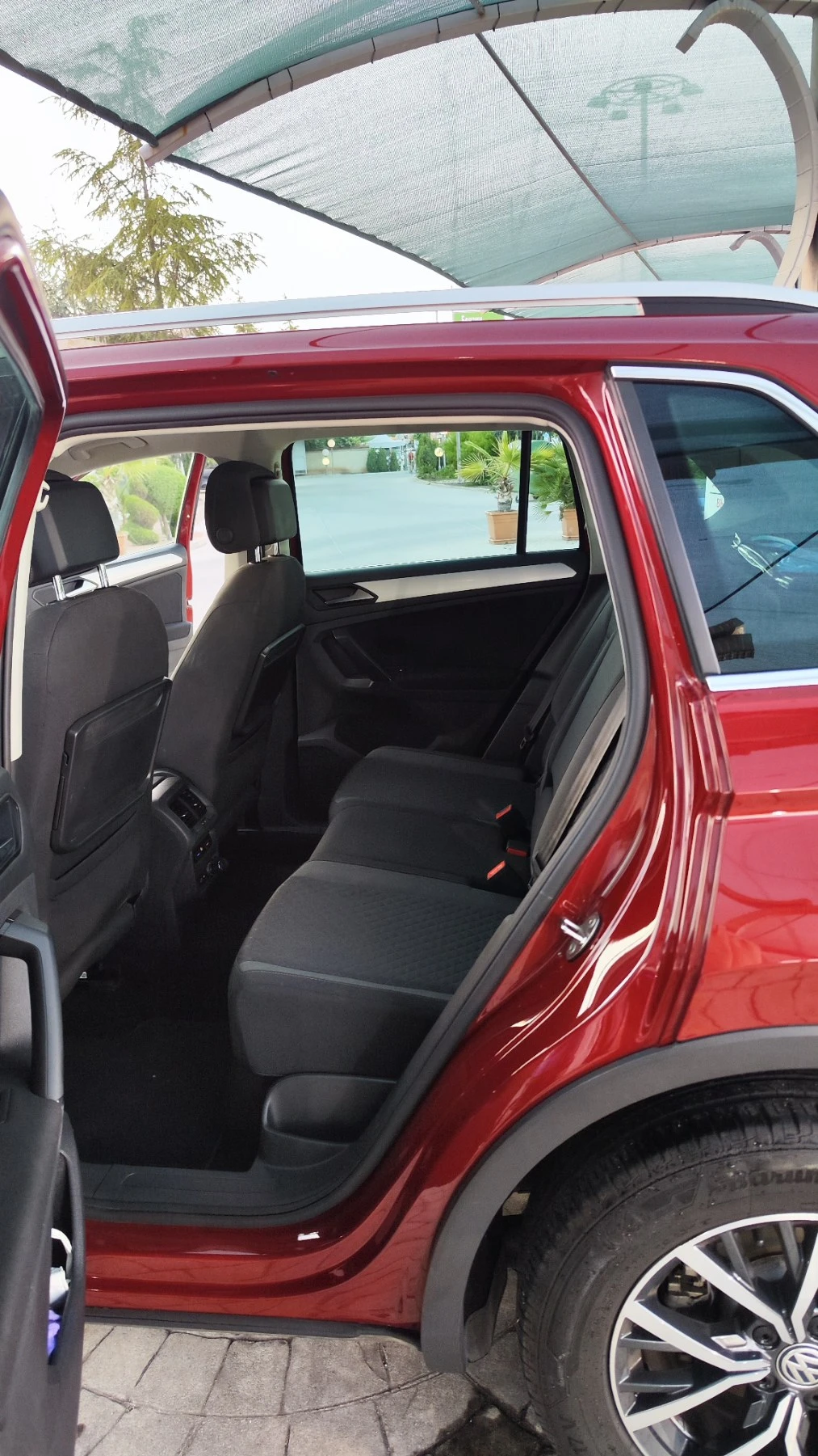 VW Tiguan 2.0 TDI - изображение 9