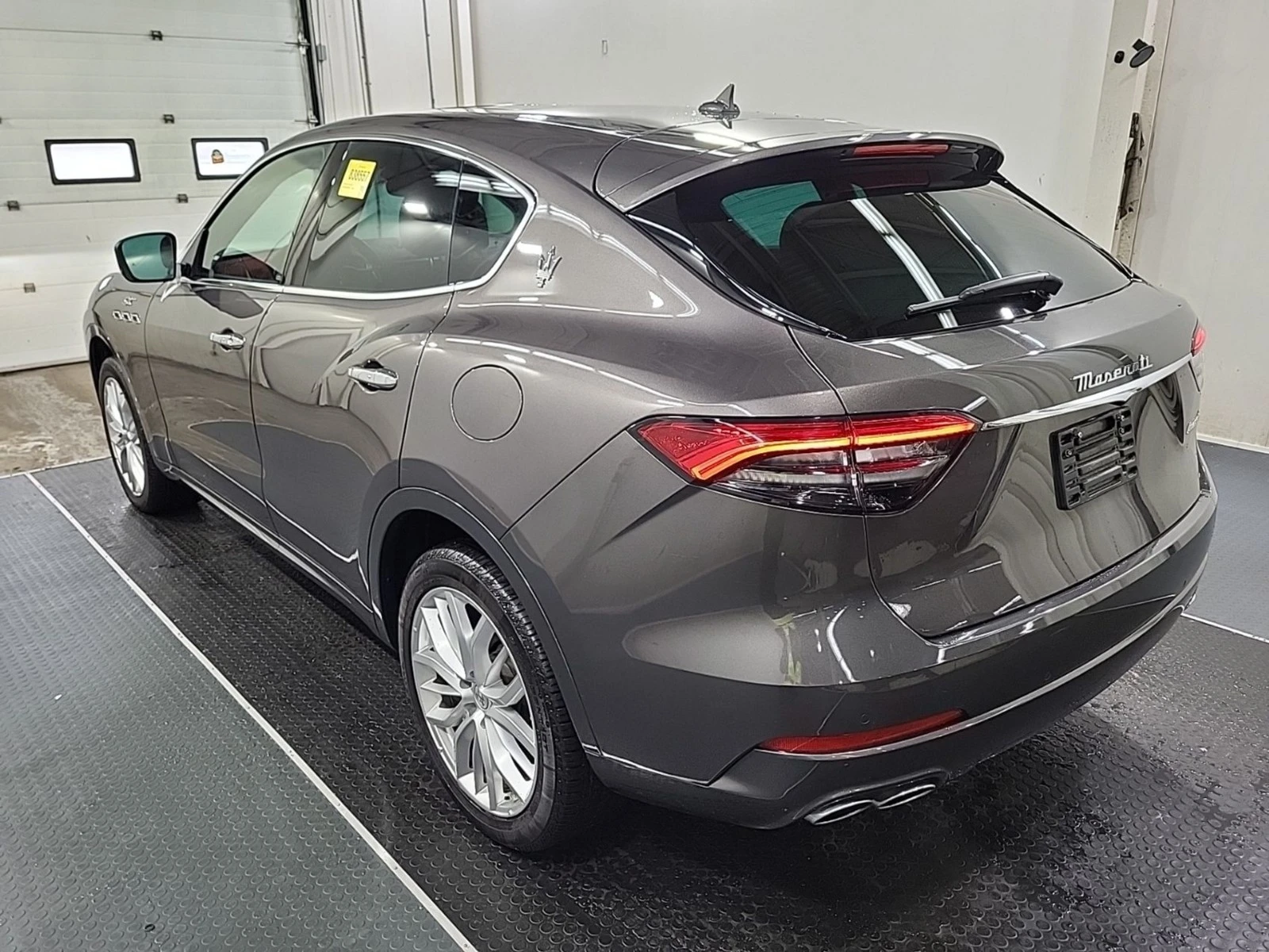 Maserati Levante GT/KEYLESS/LANE ASSIST/ADAPTIVE CRUISE , снимка 6 - Автомобили и джипове - 54229855