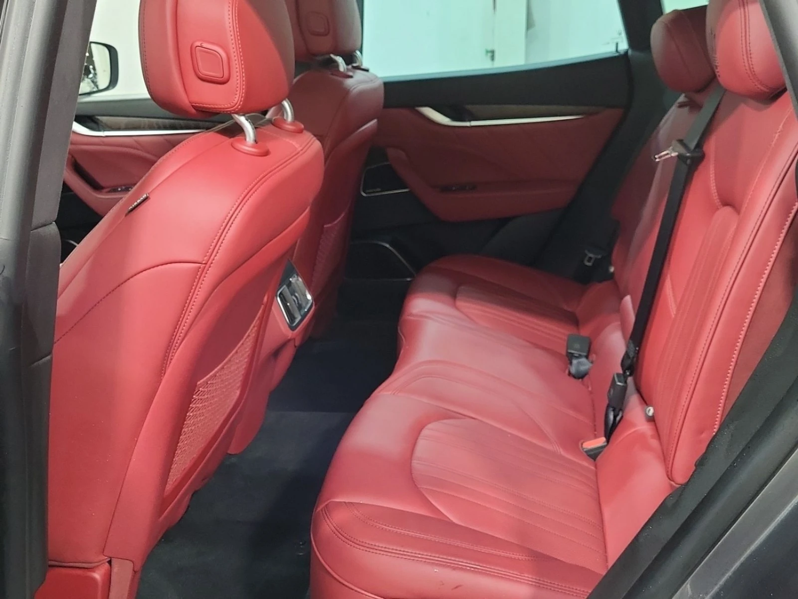 Maserati Levante GT/KEYLESS/LANE ASSIST/ADAPTIVE CRUISE , снимка 14 - Автомобили и джипове - 54229855