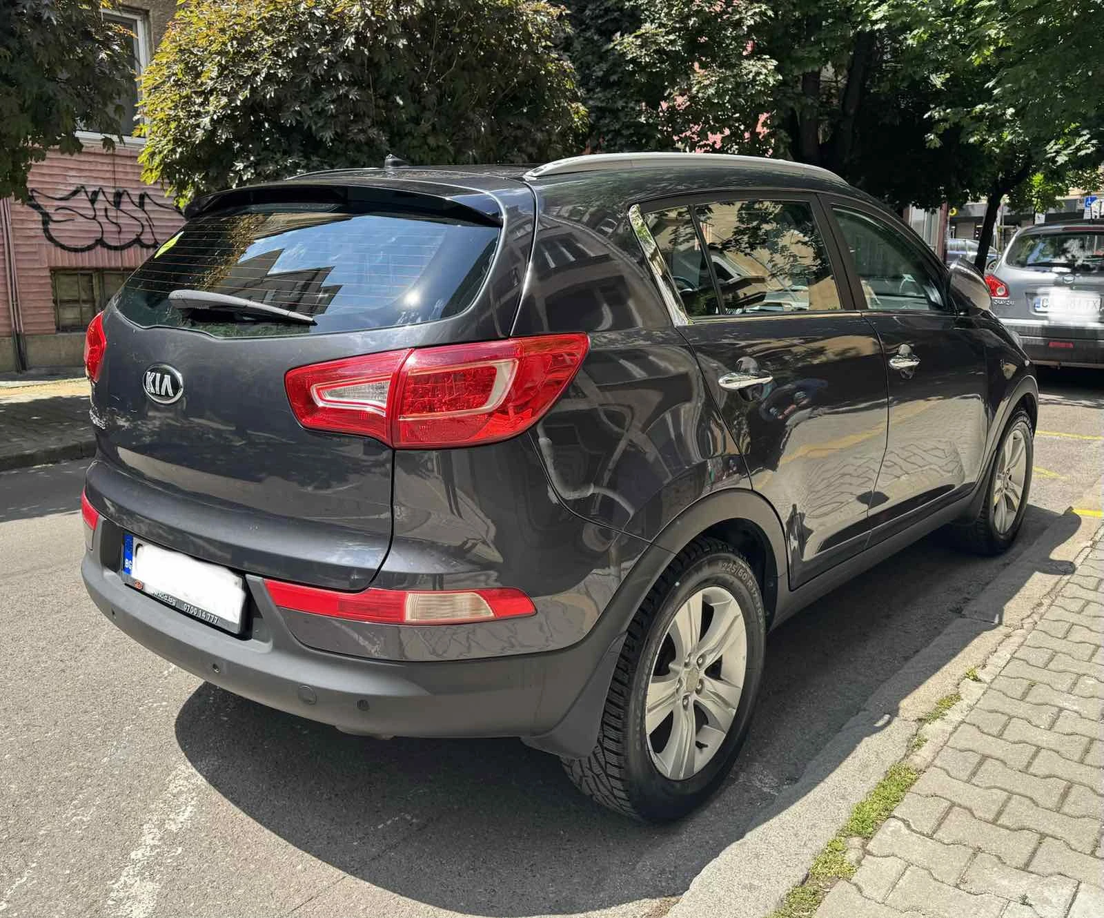 Kia Sportage, снимка 4 - Автомобили и джипове - 54925300