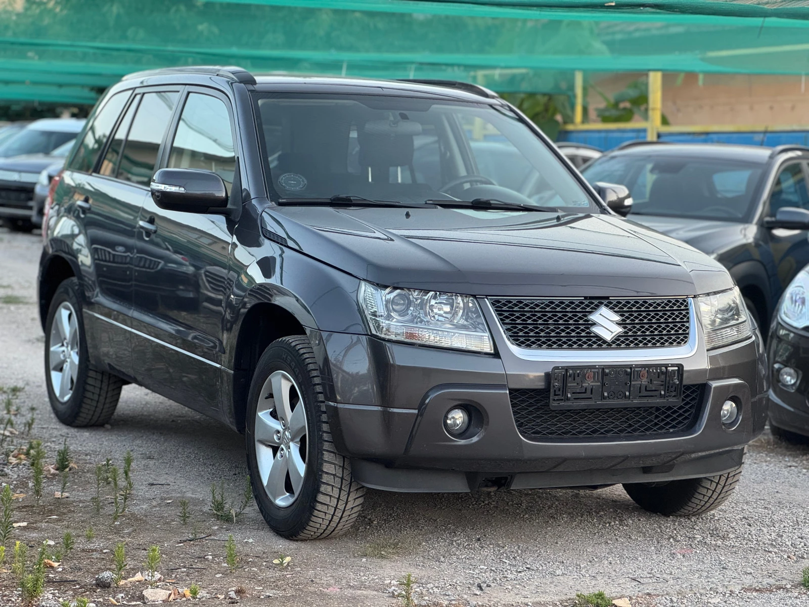 Suzuki Grand vitara 2.4i* Automatic* KeyLess* 4x4