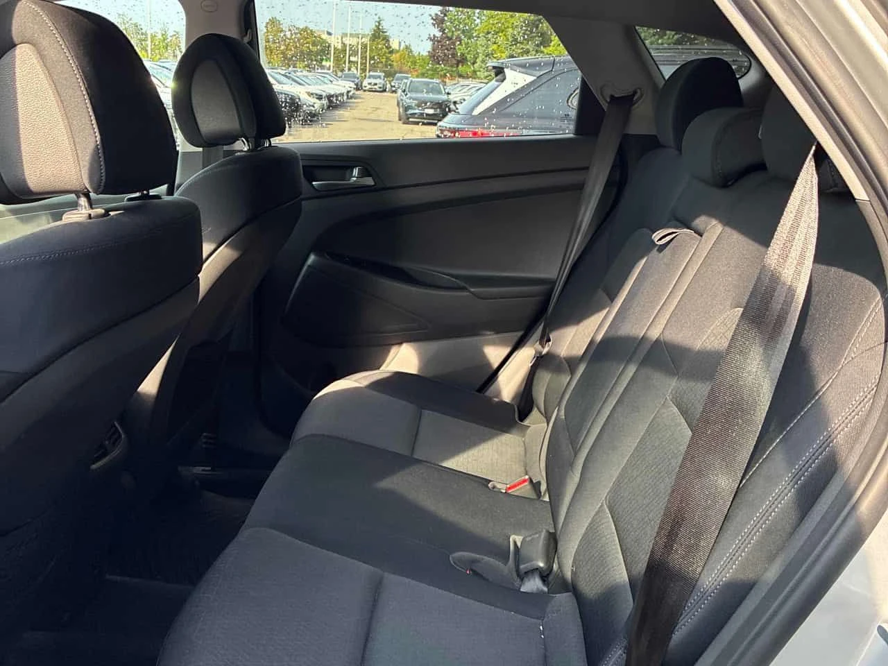 Hyundai Tucson * Premium * АВТОКРЕДИТ БЕЗ ПЪРВОНАЧАЛНА ВНОСКА* , снимка 12 - Автомобили и джипове - 55674301