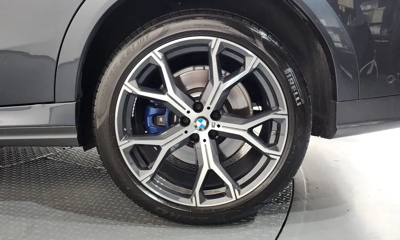BMW X6 40i* M* SPORT* BOWER* WILKINS* LASER* ОБДУХВАНЕ* Д, снимка 6 - Автомобили и джипове - 56129425