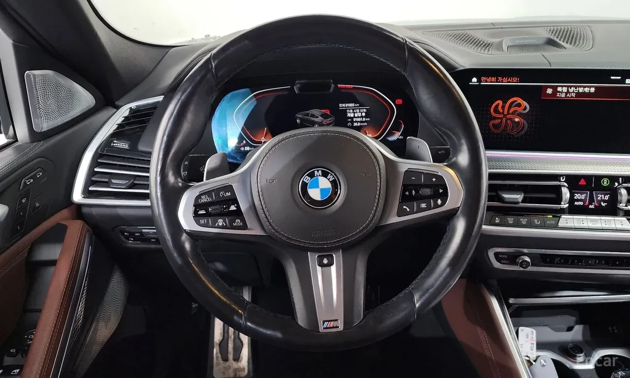 BMW X6 40i* M* SPORT* BOWER* WILKINS* LASER* ОБДУХВАНЕ* Д, снимка 10 - Автомобили и джипове - 56129425