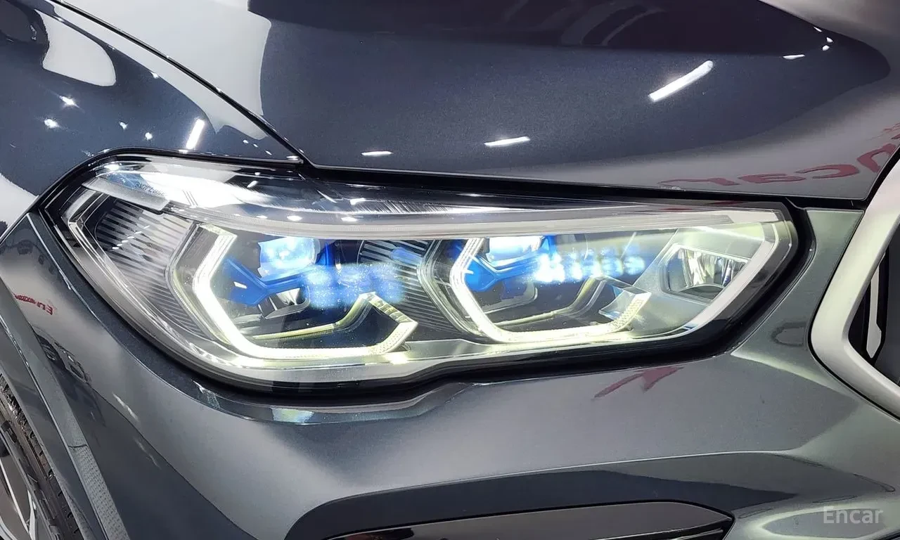 BMW X6 40i* M* SPORT* BOWER* WILKINS* LASER* ОБДУХВАНЕ* Д, снимка 5 - Автомобили и джипове - 56129425