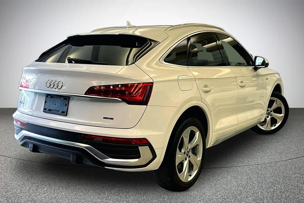 Audi Q5 SPORTBACK* MATRIX* S* LINE* ДИСТРОНИК* ПАНОРАМА* , снимка 2 - Автомобили и джипове - 56169243