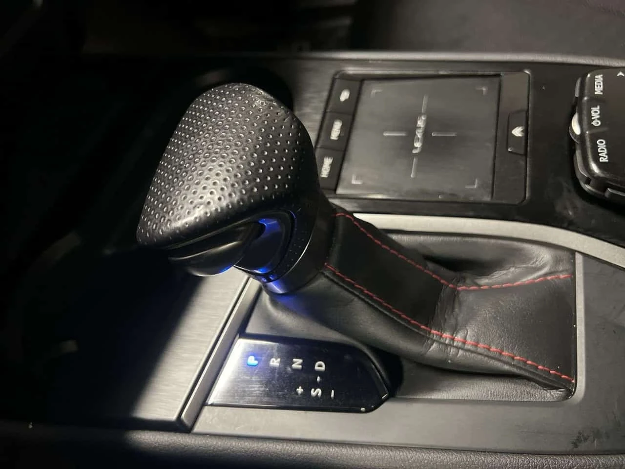 Lexus UX * 250h | HYBRID | SAVE ON GAS | F SPORT 1 | * CARF | Mobile.bg � ����������� 17