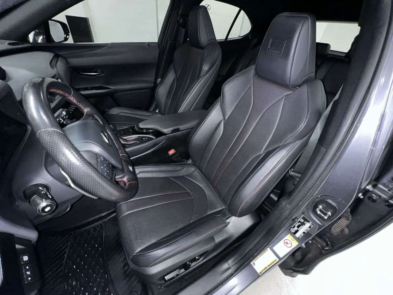 Lexus UX * 250h | HYBRID | SAVE ON GAS | F SPORT 1 | * CARF | Mobile.bg � ����������� 11