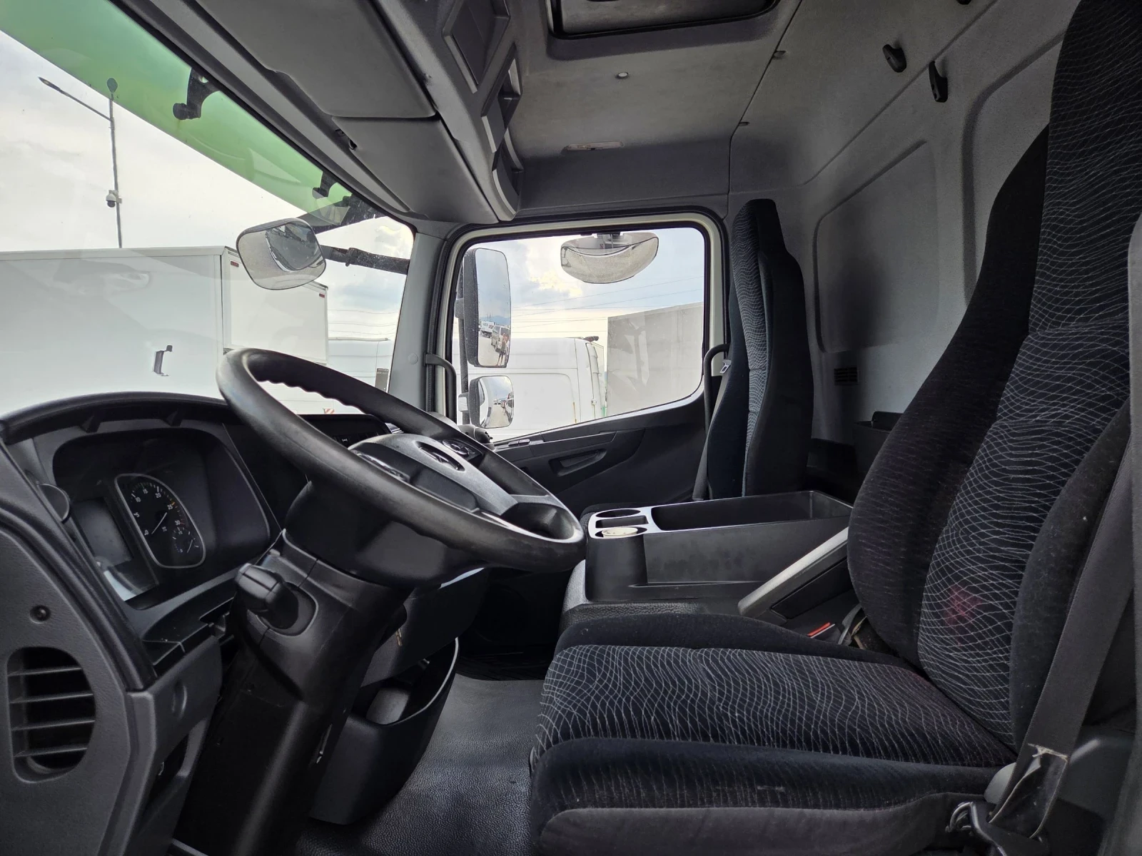 Mercedes-Benz Atego 1221, Хладилен, Падащ борд, Климатик - изображение 9