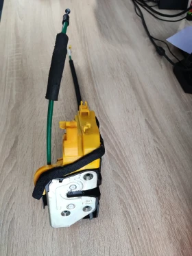 Брава предна лява Hyundai i30 2012-2017, снимка 4