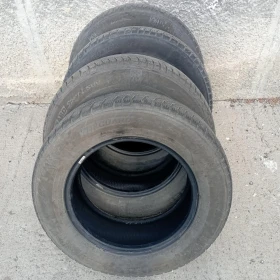 Гуми Зимни 215/65R16, снимка 1
