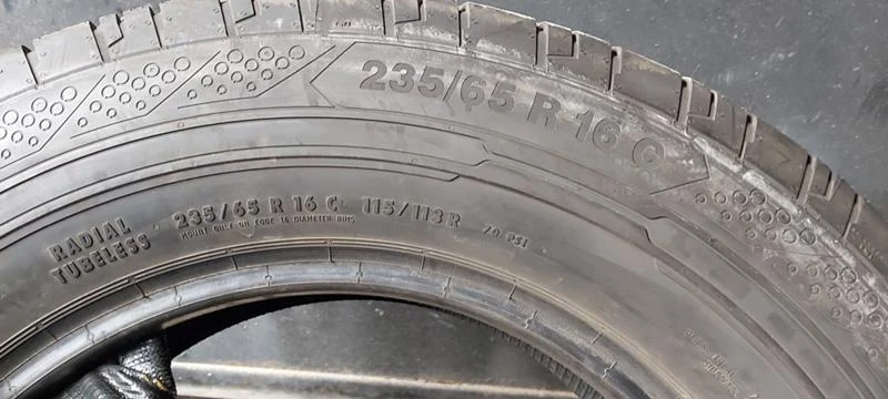 Гуми Летни 235/65R16, снимка 9 - Гуми и джанти - 30924681