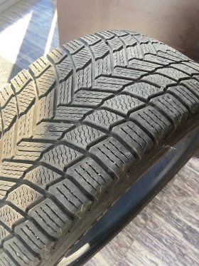 Гуми Зимни 255/45R19