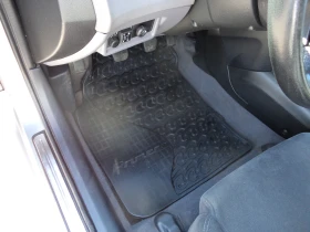 Nissan Primera 2.0, снимка 11