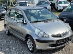 Honda Jazz 1.4i 82к.с. Facelift, Оригинални щори, Нови гуми!, снимка 1