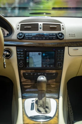 Mercedes-Benz E 500 - 17400 лв. - 82861631 15