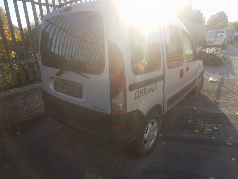 Renault Kangoo 1.9D, снимка 4 - Автомобили и джипове - 38490523