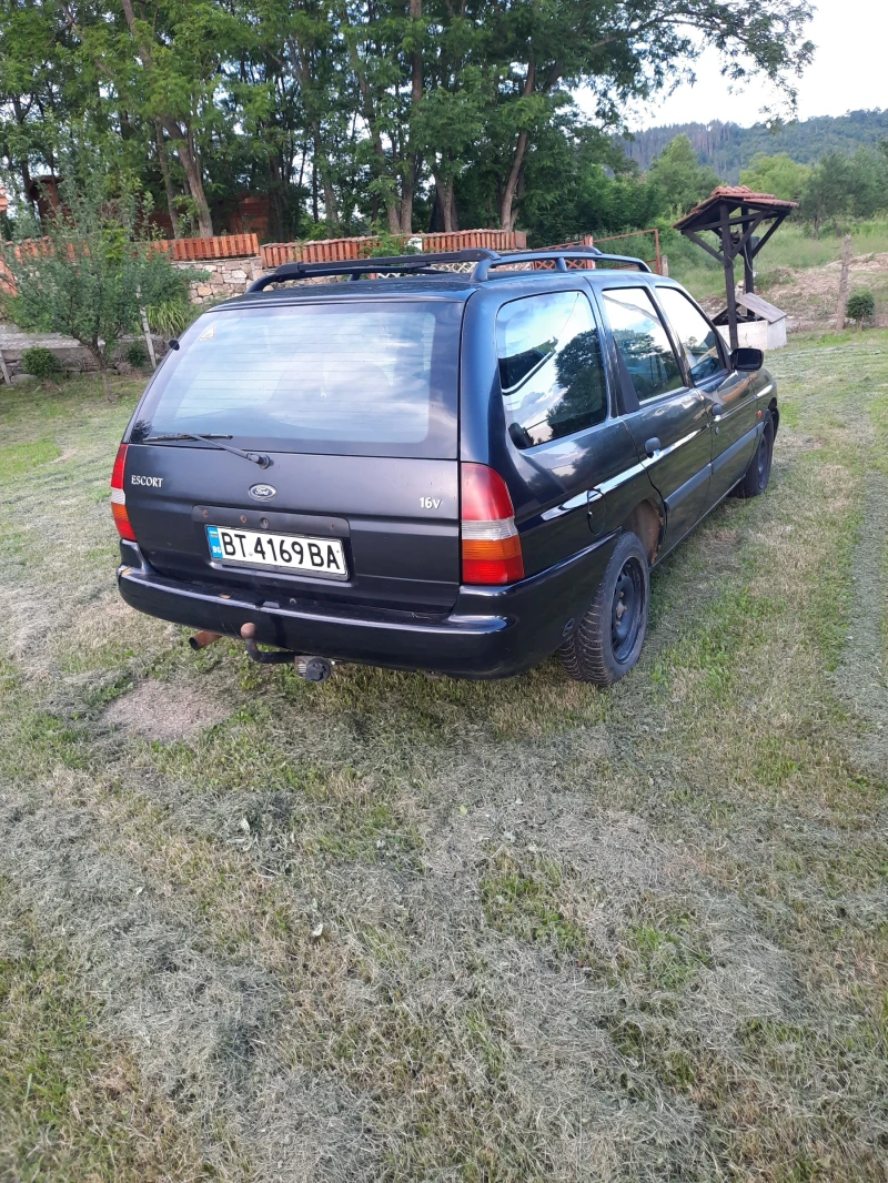 Ford Escort, снимка 2 - Автомобили и джипове - 47630034