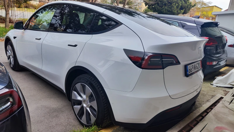 Tesla Model Y LONG RANGE AWD DUAL MOTOR, снимка 8 - Автомобили и джипове - 47851287