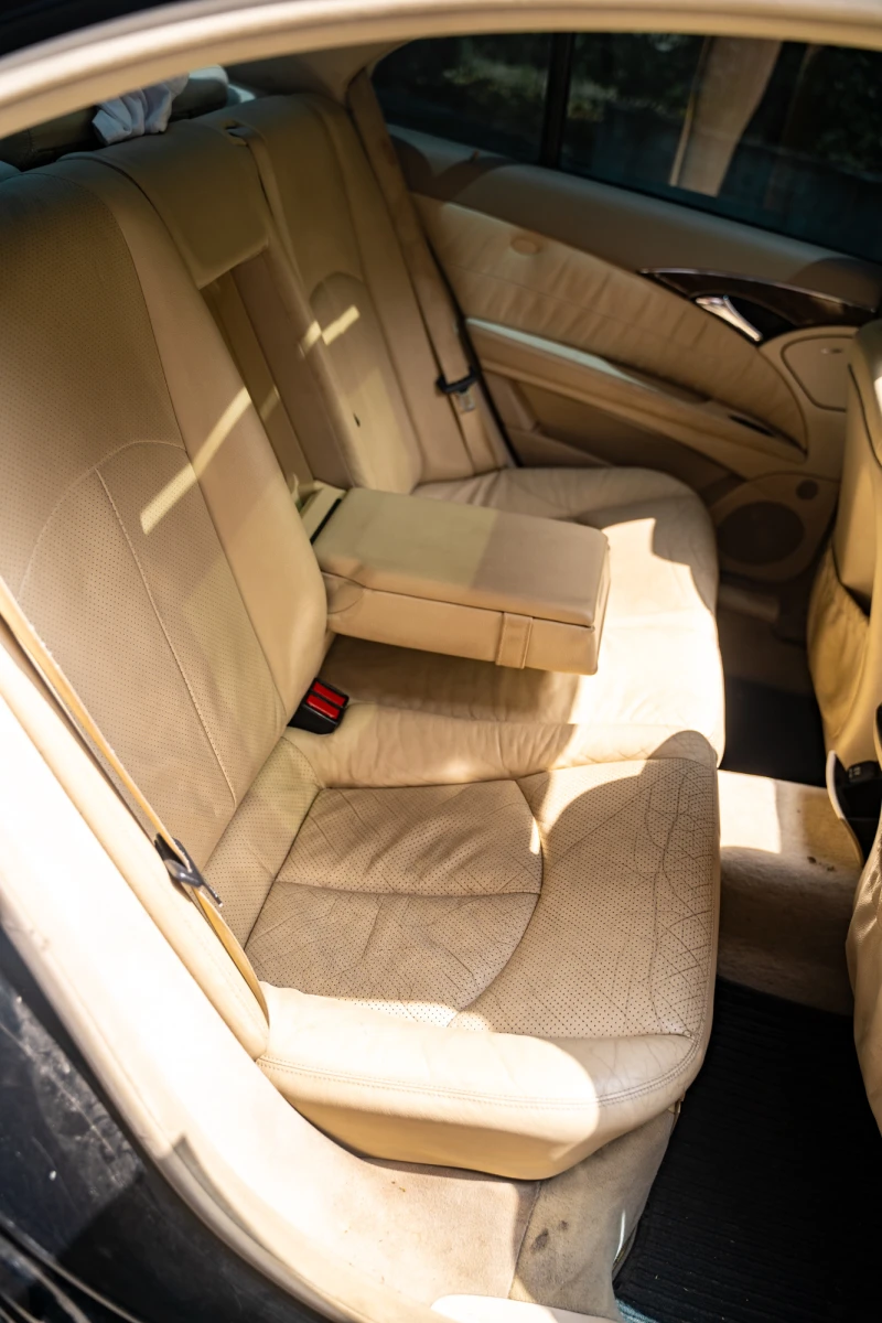 Mercedes-Benz E 500, снимка 13 - Автомобили и джипове - 52251871