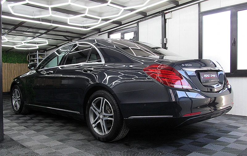 Mercedes-Benz S 350 4-MATIC/PANORAMA/KylessGO/AMG/СОБСТВЕН ЛИЗИНГ, снимка 4 - Автомобили и джипове - 51577513